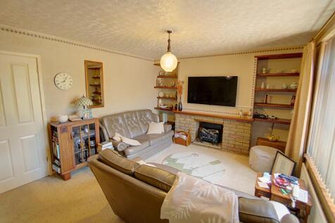 Lounge A