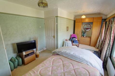 Bedroom 1B