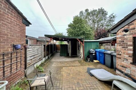 17. Garden.JPG