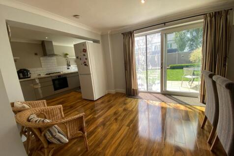 9. Dining room