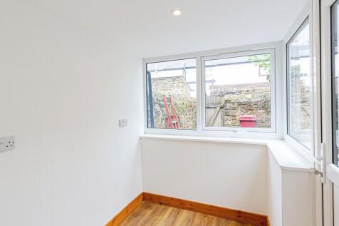 Porch / Utility Room