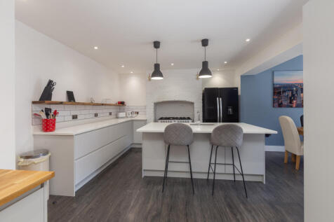 Large Kitchen Diner