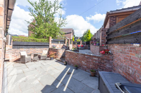 Outdoor Seating Area
