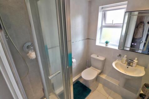 Master En-Suite