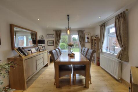 8. Dining room