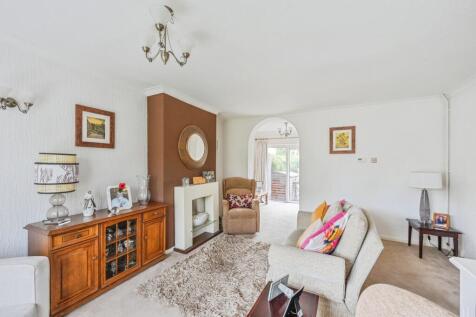 Lounge toward Dining Room