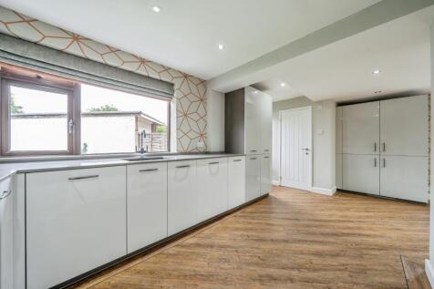 9. Kitchen