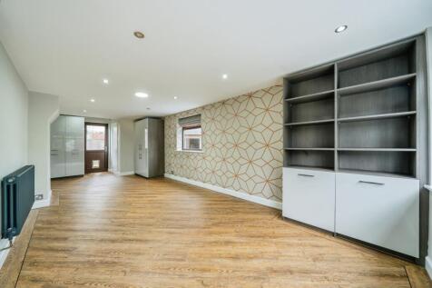 11. Dining room
