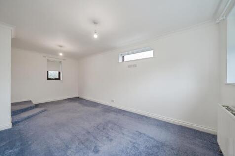 16. Bedroom 1