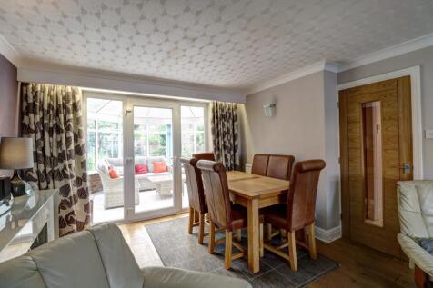 Dining Area 1.1