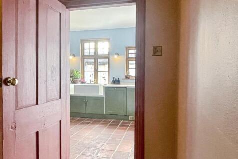 Kitchen Entrance from Lounge
