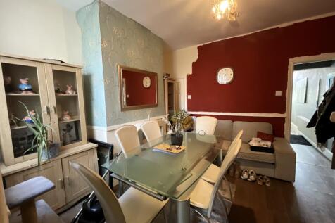 7. Dining room