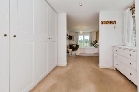 Master Bedroom Dressing Room