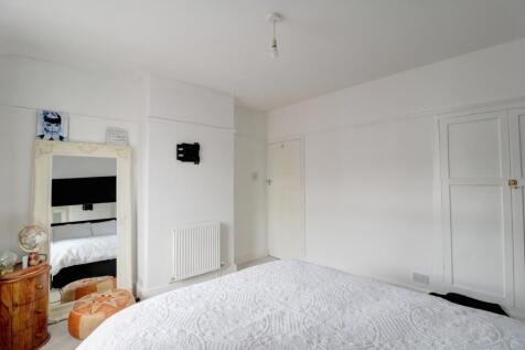 Bedroom 1.3