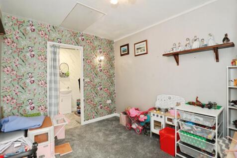 Converted Garage with En-suite