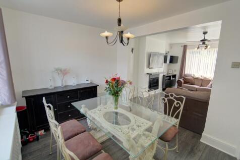 Dining to Lounge