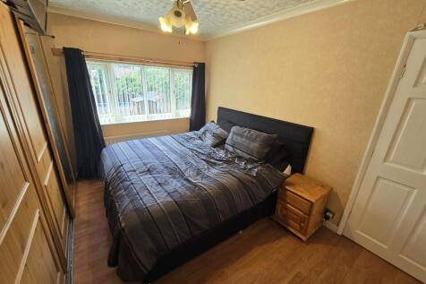 Bedroom 1A