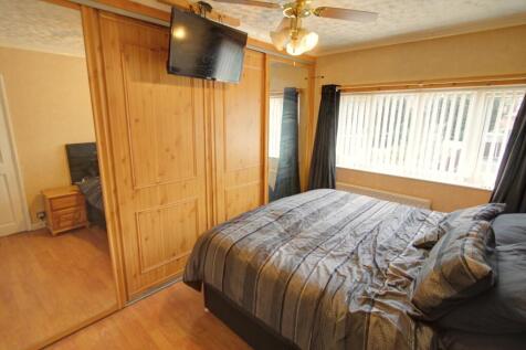 Bedroom 1B