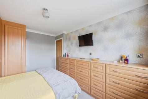 Bedroom One (alt view)