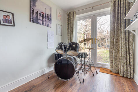 Property Image 9