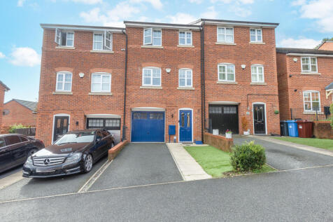 3 LONGSHAW CLOSE-29