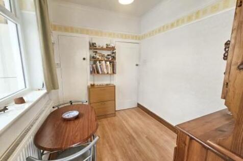 Breakfast room