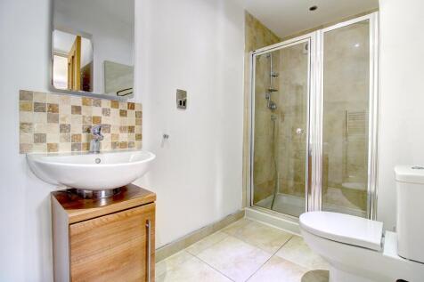 Bedroom Two En Suite