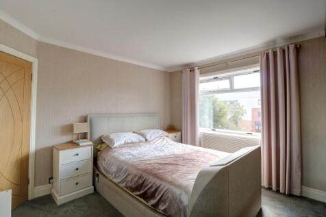 Bedroom 1.2