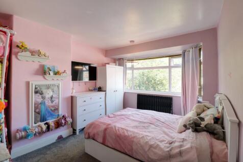 Bedroom 2.1
