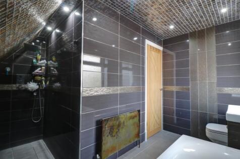 Bathroom 1.3
