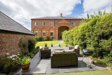 Property Image 4