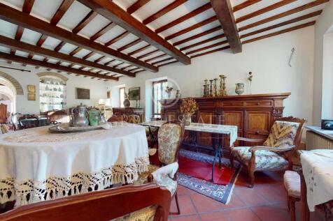Interno