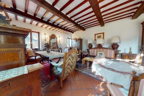 Interno