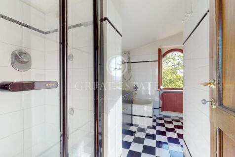 Interno