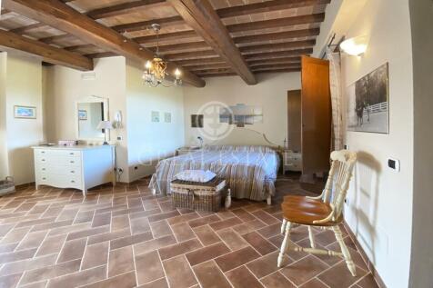 Interno