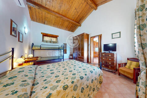 Interno