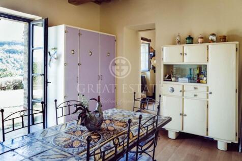Interno