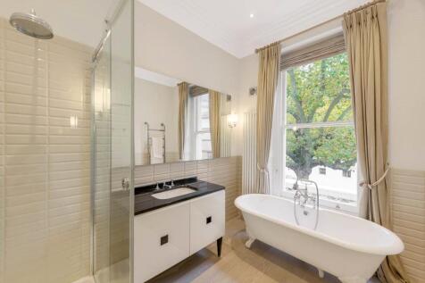 Principle Bathroom