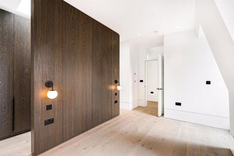 Principle Bedroom