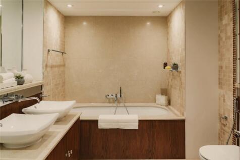 Principal Bathroom