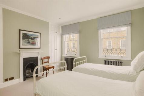 Twin Bedroom