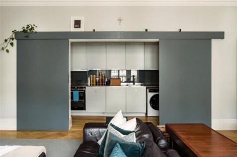 Seperate Kitchen