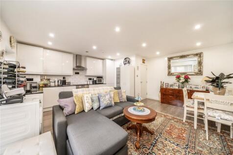 Kitchen/Reception