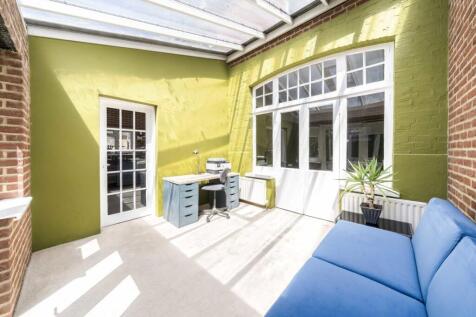 Property Image 8