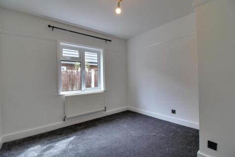 Bedroom 3.JPG