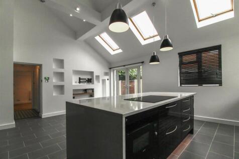 Kitchen 3.jpg