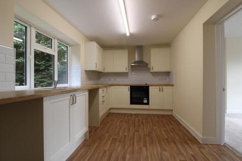 Kitchen up.JPG