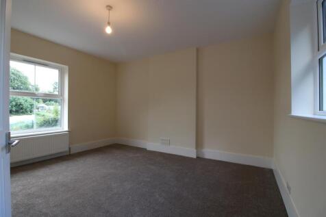 Bedroom one.JPG