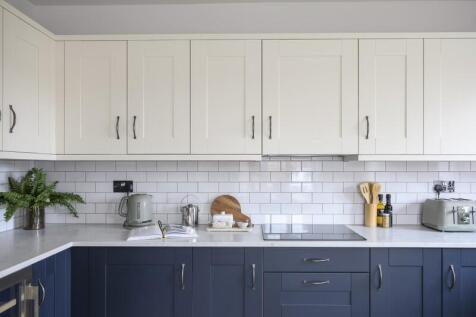 Showhome 272