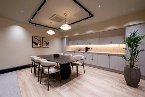 Clarence House  GF  09.jpg